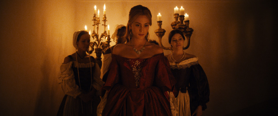 Nora Arnezeder pic #686034